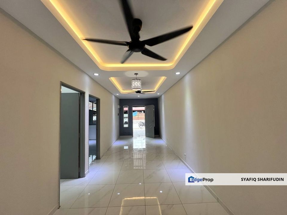 Taman Bukit Sentosa Single Storey Terranced House for Sale Renovated, Selangor, Rawang