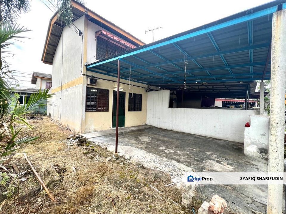 End Lot Double Storey Lowcost Taman Sungai Kapar Indah Klang, Selangor, Kapar 