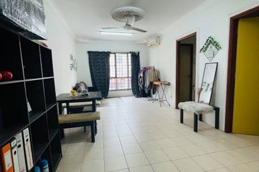 Pusat Komersial Seksyen 7