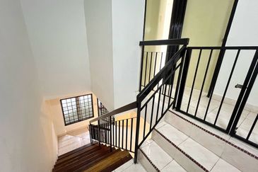 Persiaran Puncak Alam 2 