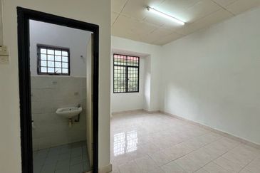 Persiaran Puncak Alam 2 