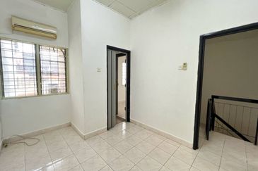 Persiaran Puncak Alam 2 