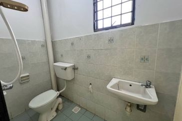 Persiaran Puncak Alam 2 