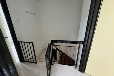 Persiaran Puncak Alam 2 