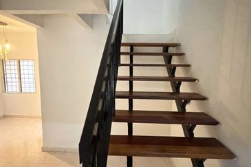 Persiaran Puncak Alam 2 