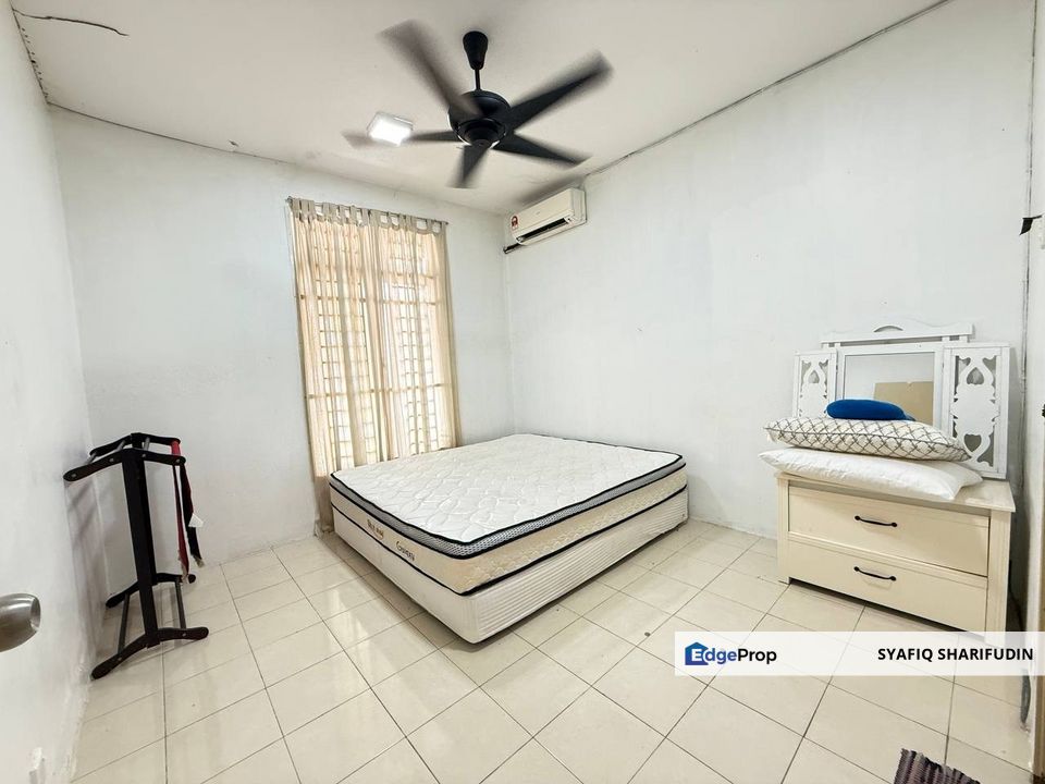 CHEAPEST Single Storey Jalan Lombong Emas Seksyen 29 Shah Alam, Selangor, Shah Alam