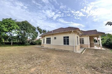 Persiaran Puncak Alam 1 