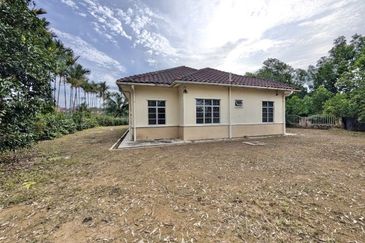 Persiaran Puncak Alam 1 