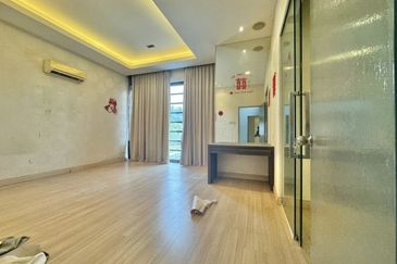 Cahaya SPK, Seksyen U9