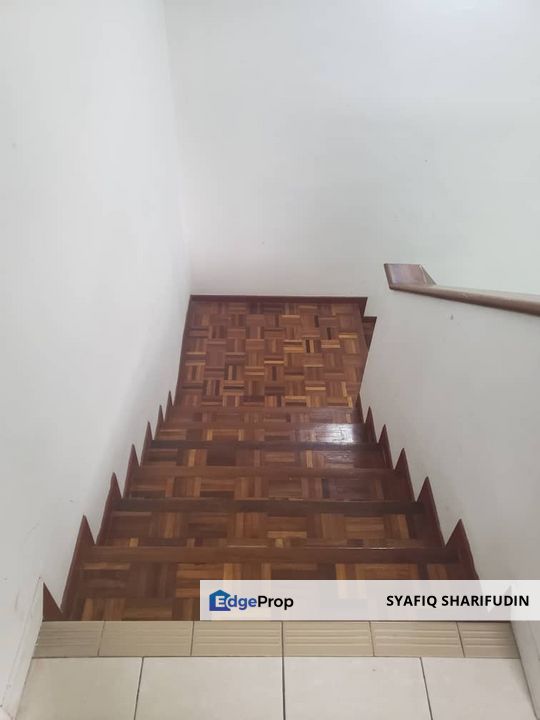 End lot Double Storey  alam budiman Shah alam U10, Selangor, Shah Alam