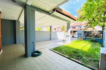 Tropicana Golf & Country Resort