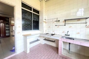 Seksyen 3, Shah Alam