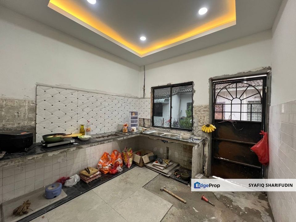 Single Storey Taman Menara Maju klang, Selangor, Klang