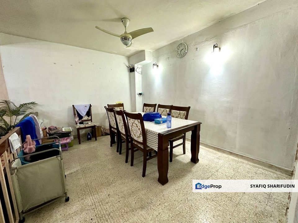 FACING OPEN Double Storey Seksyen 6 Shah alam, Selangor, Shah Alam