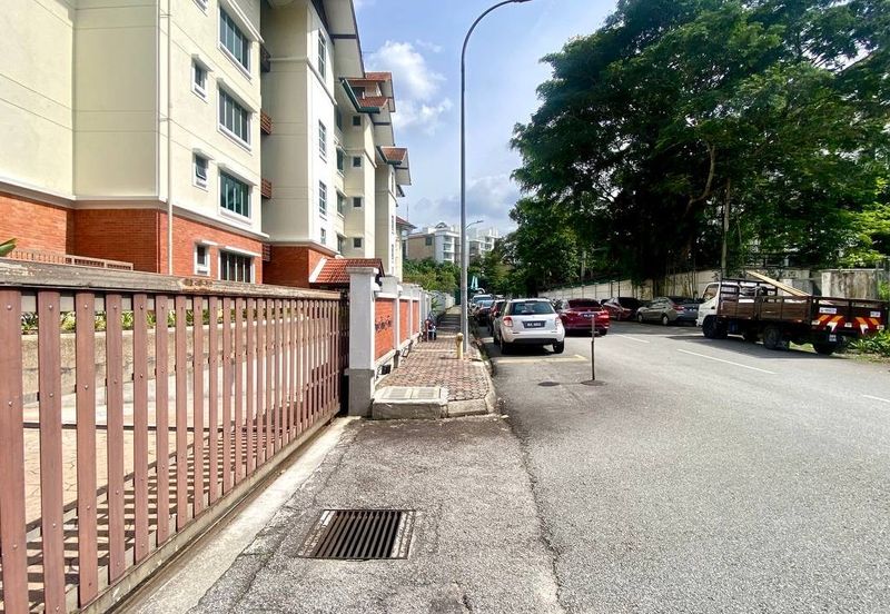 Kenny Hills Residence