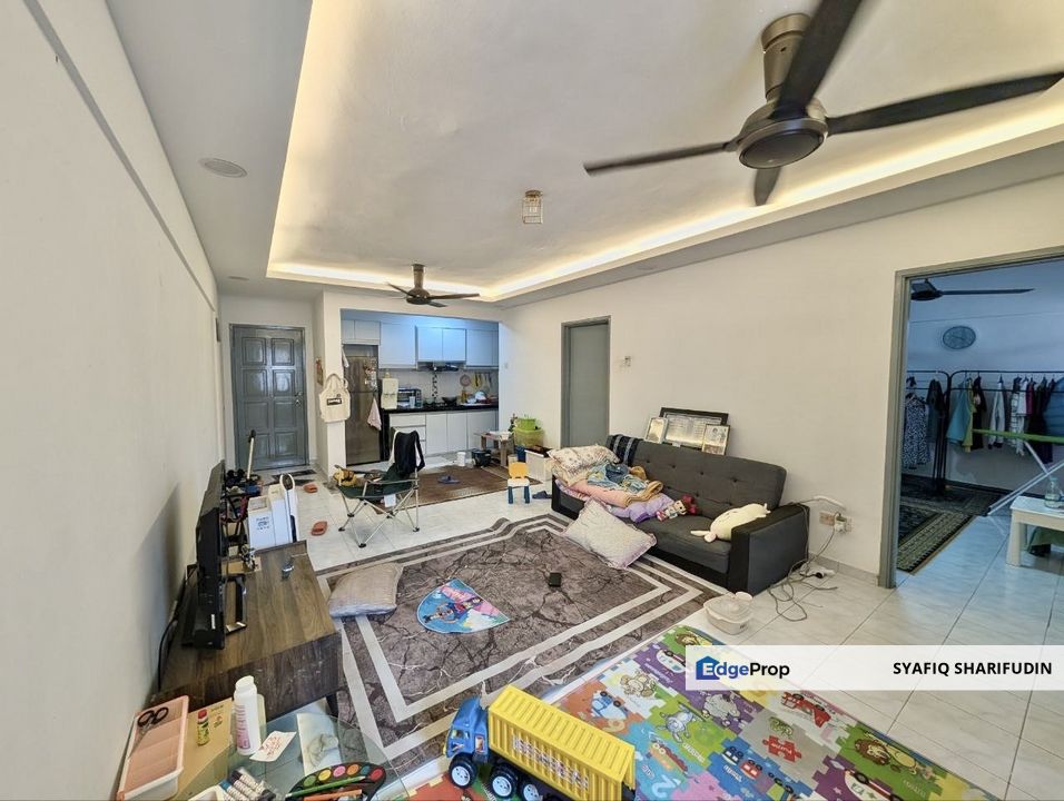 Apartment Subang Suria Seksyen u5 Shah Alam, Selangor, Shah Alam