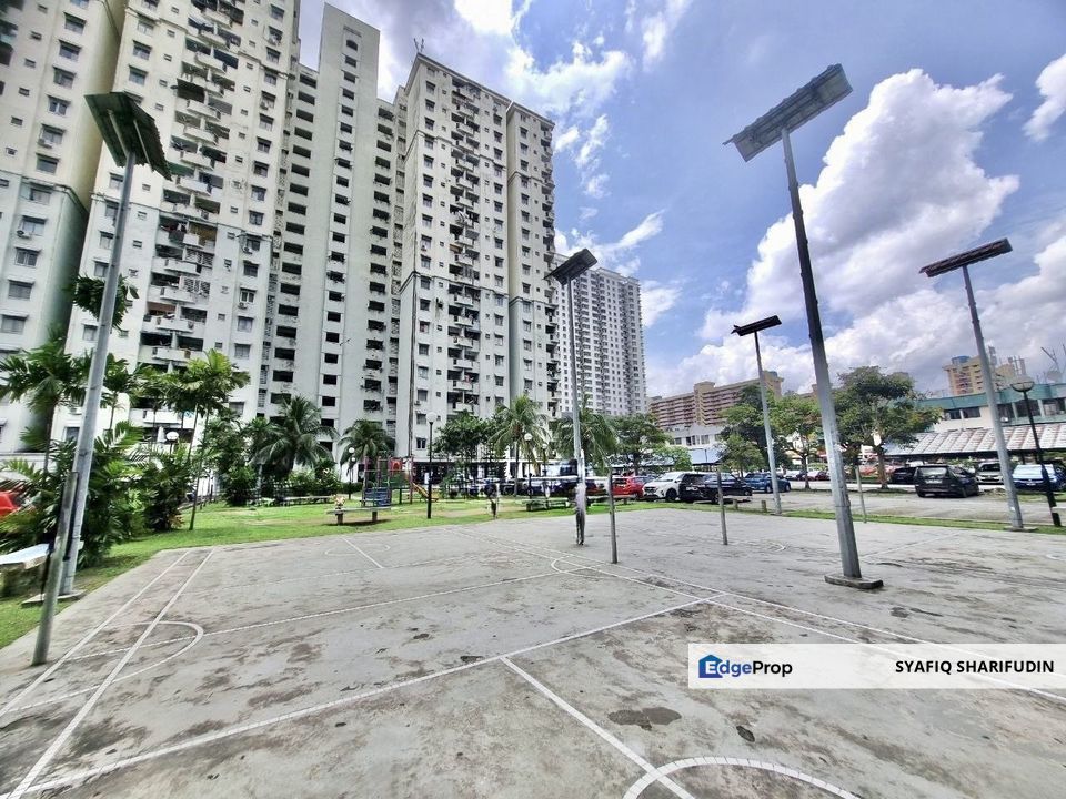 Near LRT Apartment Orkid Sentul Kuala Lumpur, Kuala Lumpur, Sentul