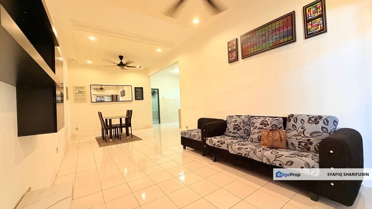 Single Storey Alam Idaman Taman Tasik Puchong, Selangor, Puchong