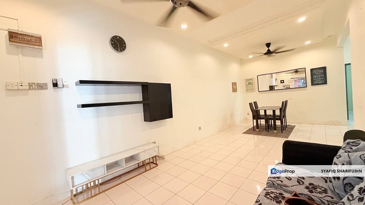 Single Storey Alam Idaman Taman Tasik Puchong, Selangor, Puchong