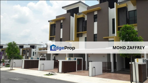 Cempaka Seri Townhouse 2 Kota Seriemas Nilai , Negeri Sembilan, Nilai