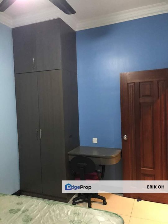 🏙️ East Lake Residence @ Seri Kembangan ✨ Comfort Living by the Lake, Next to MRT & UPM, 🛏️ 3 Bedrooms | 🛁 2 Bathrooms, Selangor, Seri Kembangan