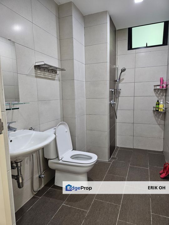 Tanjung Tokong Penang Mont Residence Condominium for Sale Fully Furnish direct view to the Sea Bay , Penang, Tanjung Tokong