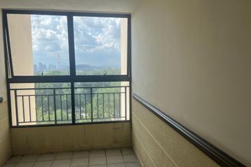 Kristal Villa Condominium