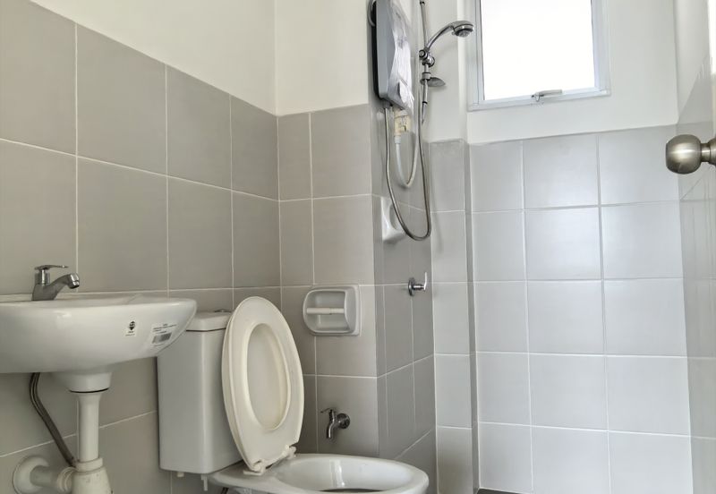 The Residence 2 @ Tiara East