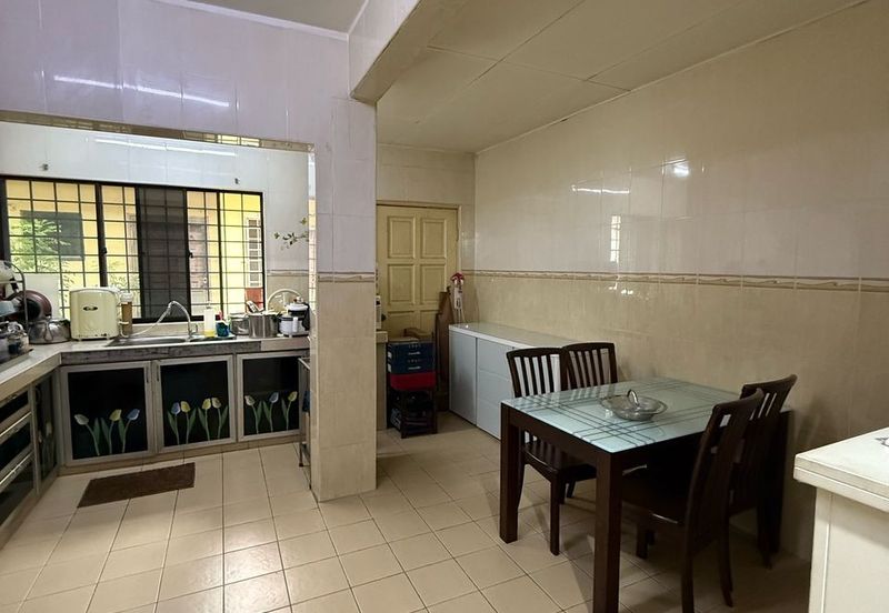 Taman Kinrara Seksyen 2