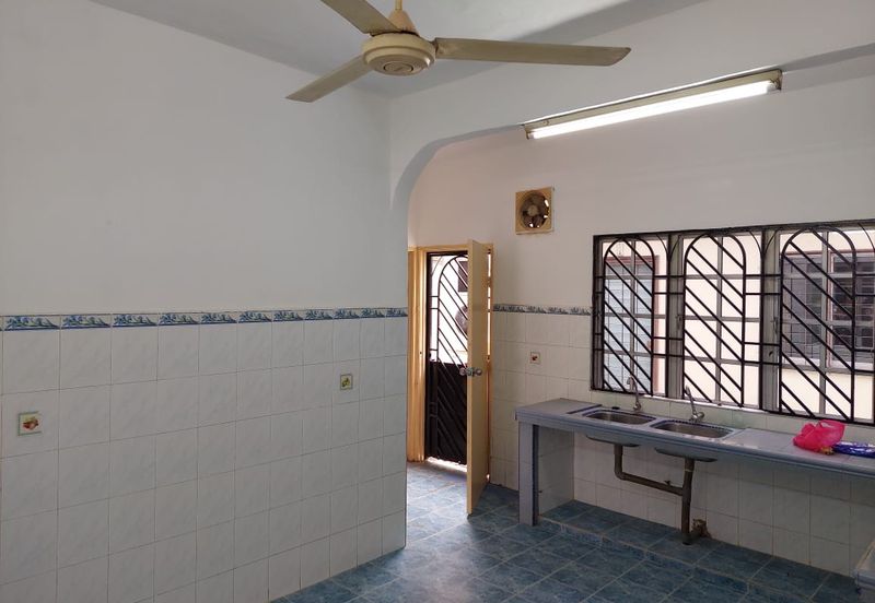 Taman Kinrara Seksyen 2