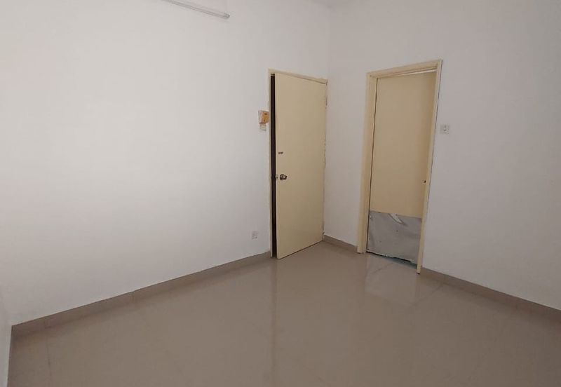 Taman Kinrara Seksyen 2