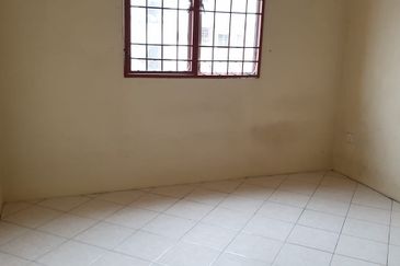 Bayu Puteri Apartment