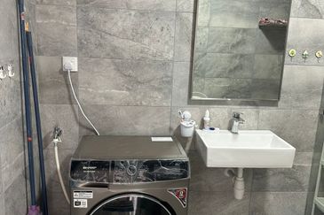 Equine Residence @ Equine Park