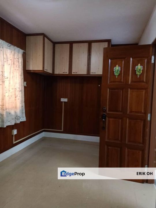 Taman Sri Bintang KL Two & Half Storey for Sale, Selangor, Kepong