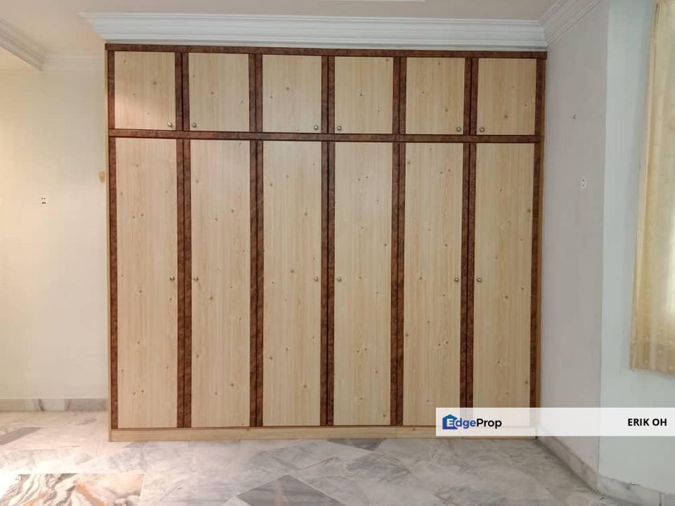 Taman Sri Bintang KL Two & Half Storey for Sale, Selangor, Kepong