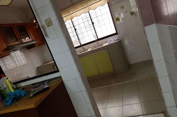 Taman Sri Bintang KL Two & Half Storey for Sale