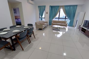 Bandar Kinrara 5 Selangor Eight Kinrara Service Apartment for Sale