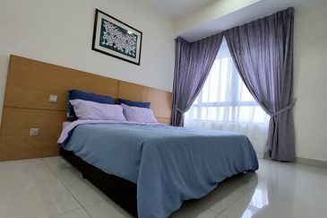 Bandar Kinrara 5 Selangor Eight Kinrara Service Apartment for Sale