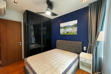 18 Jalan Pinang KL Sky Suites KLCC For Sale