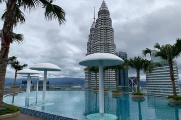 18 Jalan Pinang KL Sky Suites KLCC For Sale