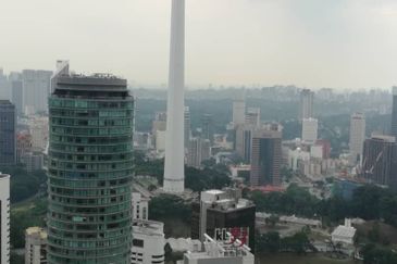 18 Jalan Pinang KL Sky Suites KLCC For Sale