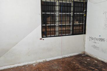  Taman Langat Murni Banting Pangsapuri Langat Utama For Sale