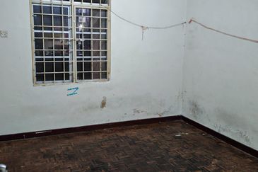  Taman Langat Murni Banting Pangsapuri Langat Utama For Sale