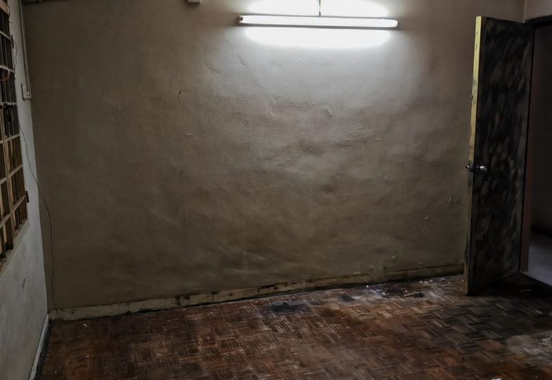  Taman Langat Murni Banting Pangsapuri Langat Utama For Sale