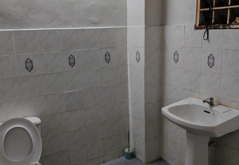  Taman Langat Murni Banting Pangsapuri Langat Utama For Sale