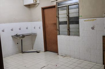  Taman Langat Murni Banting Pangsapuri Langat Utama For Sale