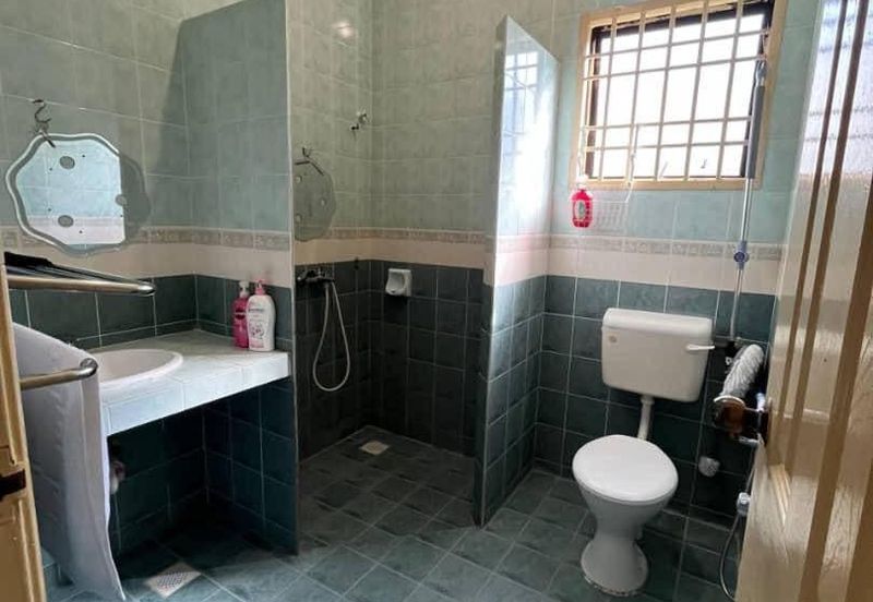 Laluan Desa Putra 21 Desa Putra Indah Ipoh Perak Single Storey Bungalow for Sale Fully Furnished