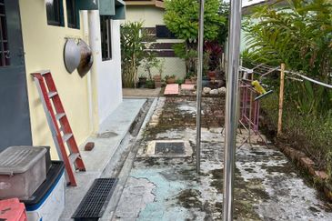 Laluan Desa Putra 21 Desa Putra Indah Ipoh Perak Single Storey Bungalow for Sale Fully Furnished
