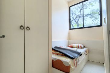 Twin Palm Sungai Long Luxury Triple Storey Corner Bungalow with Pool For Sale