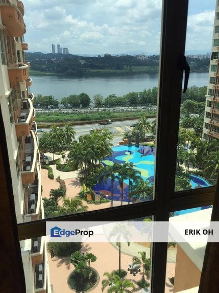 East Lake Residence , Seri Kembangan Corner Unit  For Sale, Selangor, Seri Kembangan